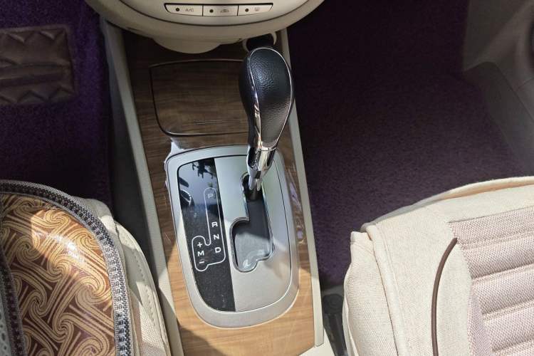 Used Buick Excelle 2015 1.5L Automatic Classic Model Gear Lever