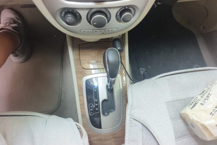 Used Buick Excelle 2015 1.5L Automatic Classic Model Gear Lever