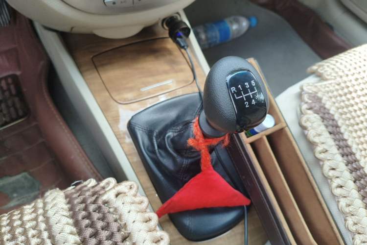 Used Buick Excelle 2015 1.5L Manual Classic Trim Gear Lever