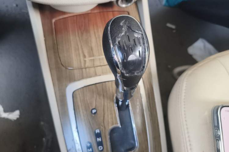 Used Buick Excelle 2015 1.5L Automatic Classic Model Gear Lever
