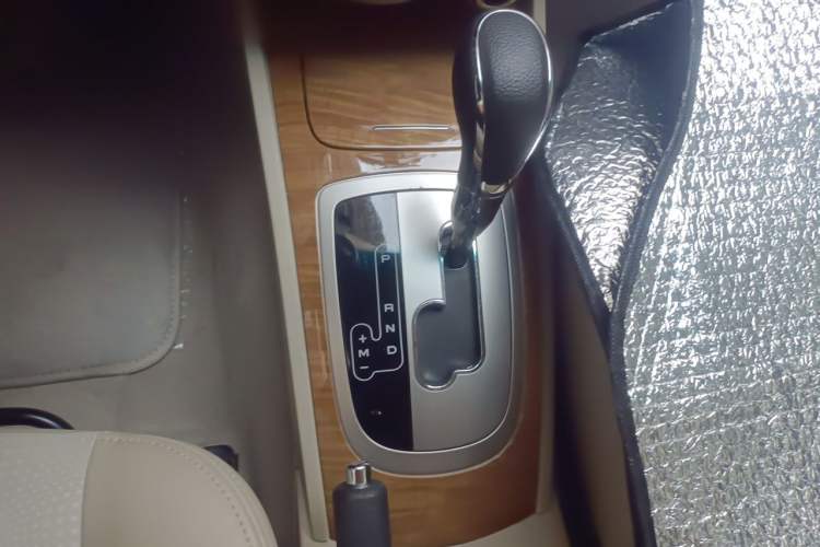 Used Buick Excelle 2015 1.5L Automatic Classic Model Gear Lever