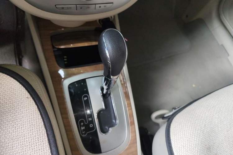 Used Buick Excelle 2015 1.5L Automatic Classic Model Gear Lever