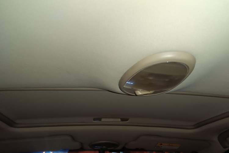 Used Buick Excelle 2015 1.5L Manual Classic Trim Headliner