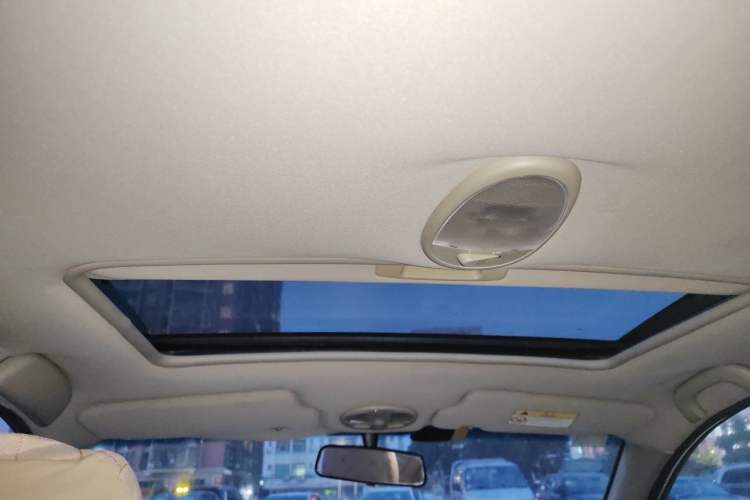 Used Buick Excelle 2015 1.5L Manual Luxury Model Headliner