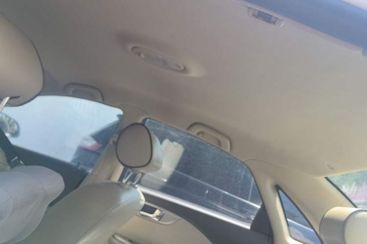Used Buick Excelle 2015 1.5L Automatic Classic Model Headliner