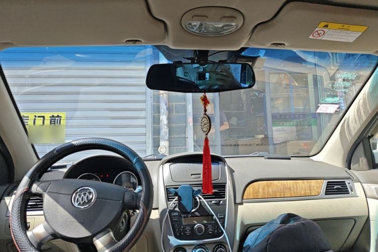 Used Buick Excelle 2015 1.5L Automatic Classic Model Headliner