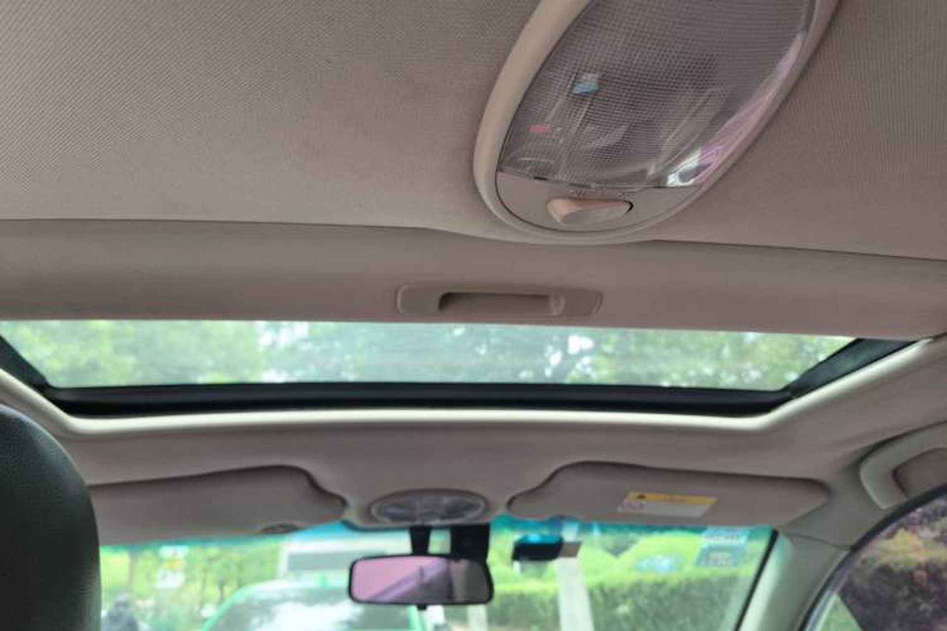 Used Buick Excelle 2015 1.5L Manual Classic Trim Headliner