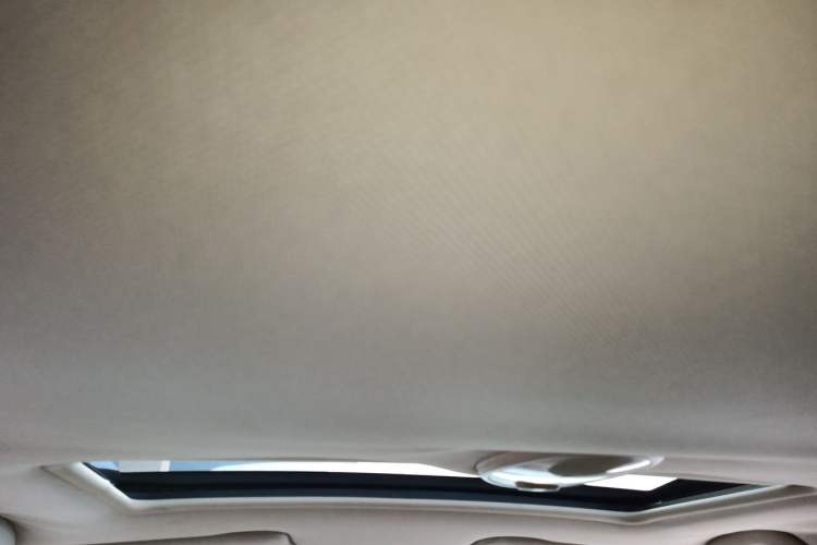 Used Buick Excelle 2015 1.5L Manual Classic Trim Headliner