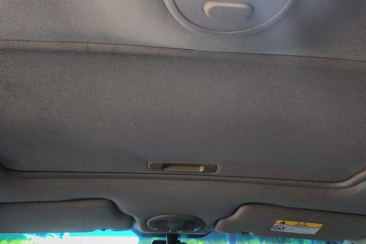 Used Buick Excelle 2015 1.5L Manual Luxury Model Headliner