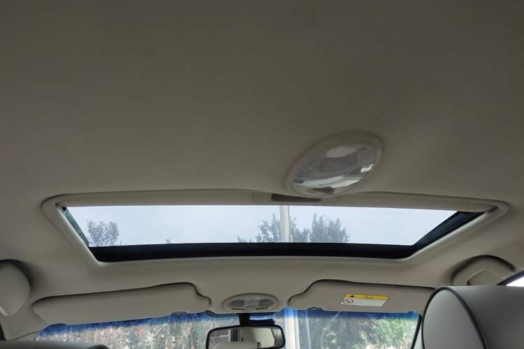 Used Buick Excelle 2015 1.5L Manual Classic Trim Headliner