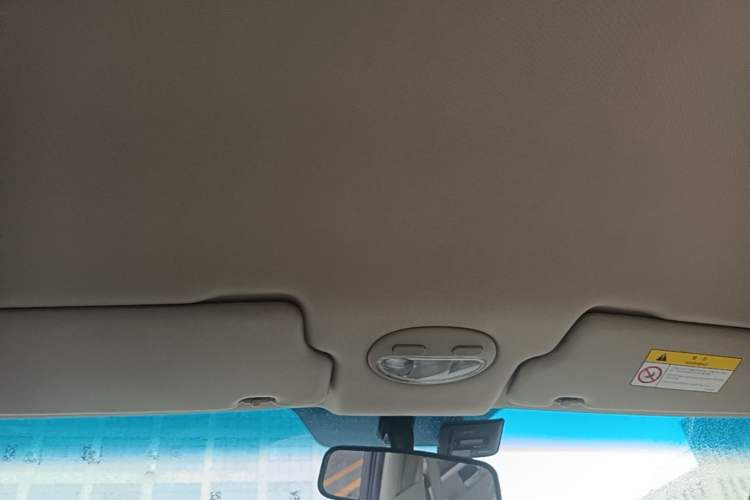 Used Buick Excelle 2015 1.5L Automatic Classic Model Headliner