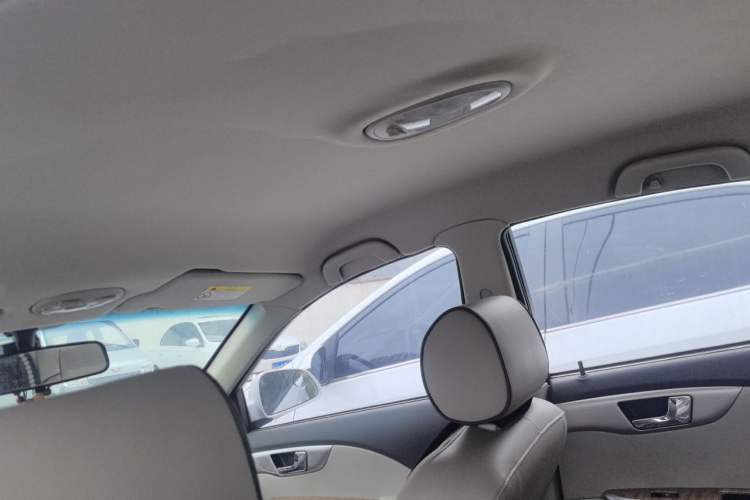 Used Buick Excelle 2015 1.5L Automatic Classic Model Headliner