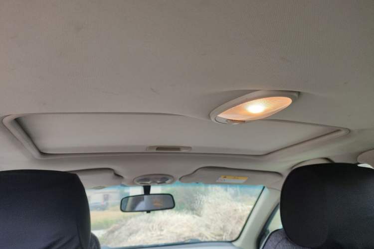 Used Buick Excelle 2015 1.5L Manual Classic Trim Headliner