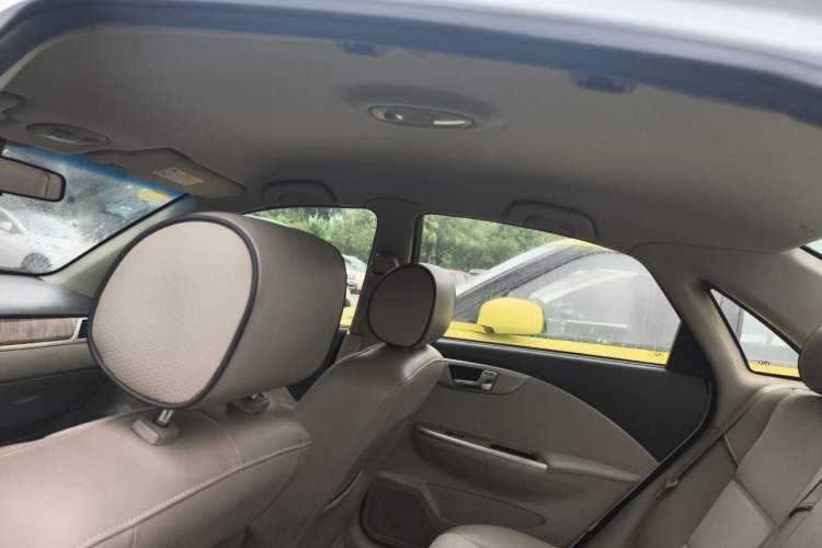 Used Buick Excelle 2015 1.5L Automatic Classic Model Headliner