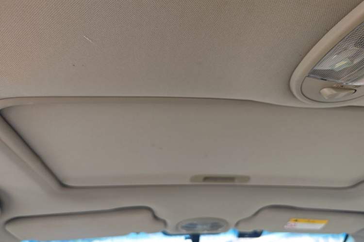 Used Buick Excelle 2015 1.5L Manual Classic Trim Headliner