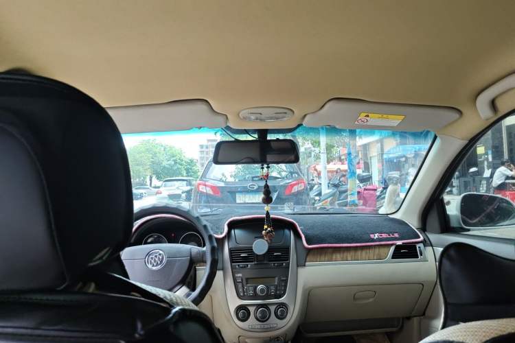 Used Buick Excelle 2015 1.5L Automatic Classic Model Headliner