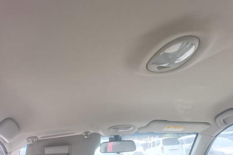 Used Buick Excelle 2015 1.5L Automatic Classic Model Headliner