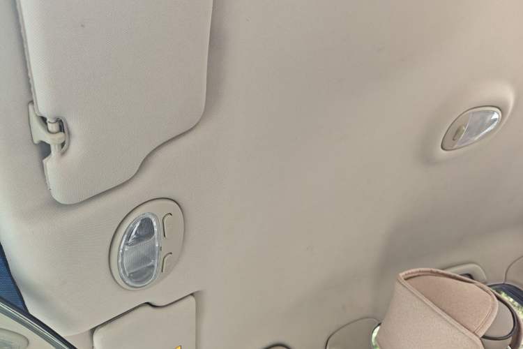 Used Buick Excelle 2015 1.5L Automatic Classic Model Headliner