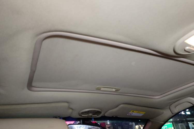 Used Buick Excelle 2015 1.5L Manual Classic Trim Headliner