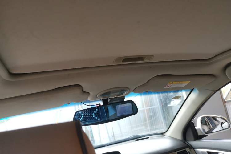 Used Buick Excelle 2015 1.5L Manual Classic Trim Headliner