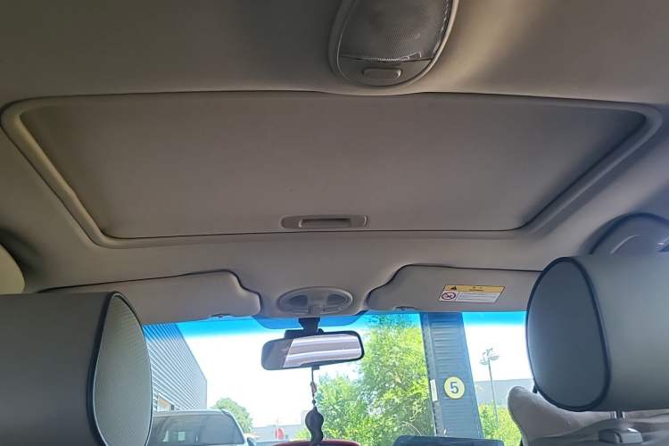 Used Buick Excelle 2015 1.5L Manual Classic Trim Headliner
