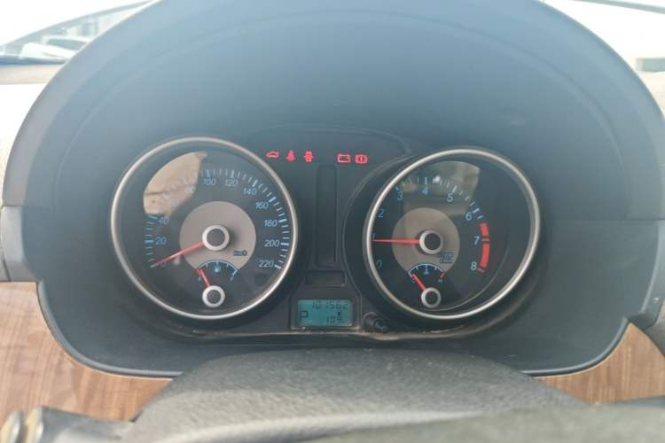 Used Buick Excelle 2015 1.5L Automatic Classic Model Instrument Cluster