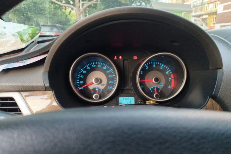 Used Buick Excelle 2015 1.5L Automatic Classic Model Instrument Cluster