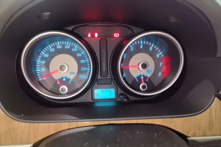 Used Buick Excelle 2015 1.5L Automatic Classic Model Instrument Cluster