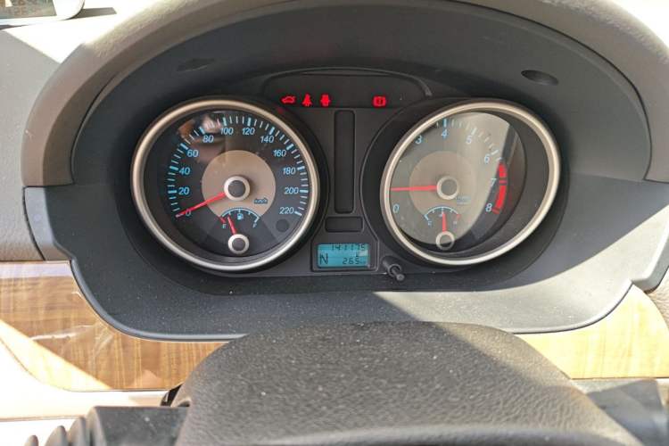 Used Buick Excelle 2015 1.5L Automatic Classic Model Instrument Cluster