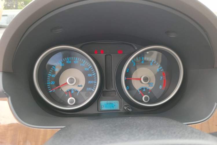 Used Buick Excelle 2015 1.5L Automatic Classic Model Instrument Cluster