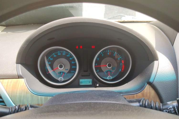 Used Buick Excelle 2015 1.5L Automatic Classic Model Instrument Cluster