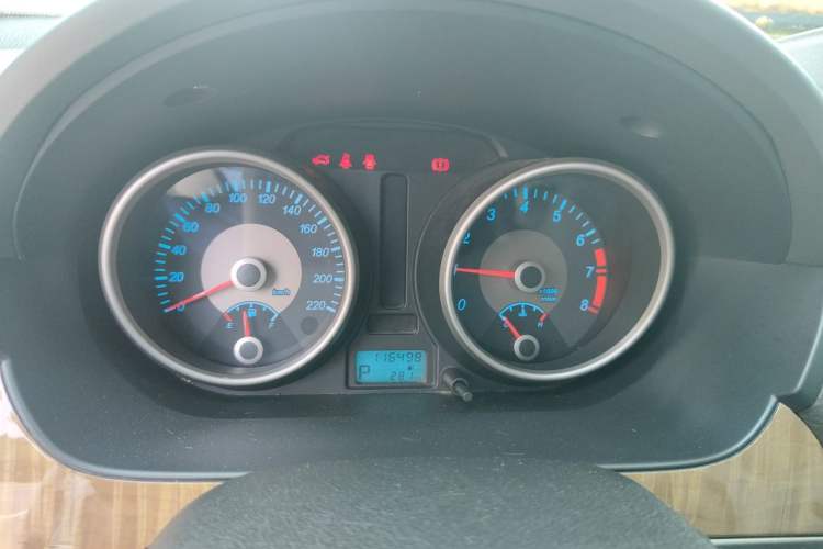 Used Buick Excelle 2015 1.5L Automatic Classic Model Instrument Cluster