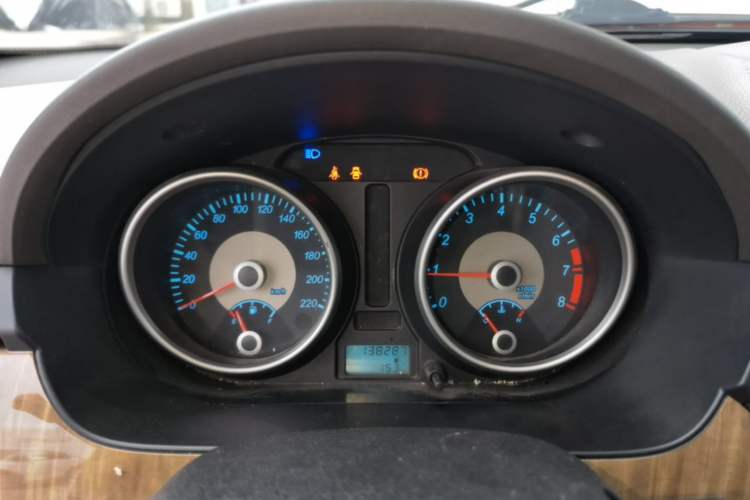 Used Buick Excelle 2015 1.5L Manual Luxury Model Instrument Cluster