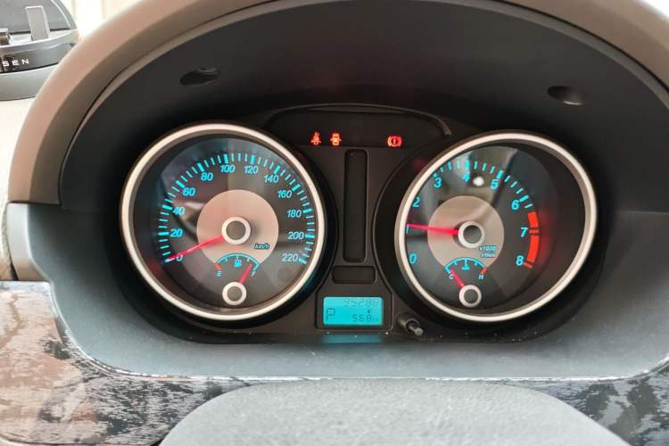 Used Buick Excelle 2015 1.5L Automatic Classic Model Instrument Cluster