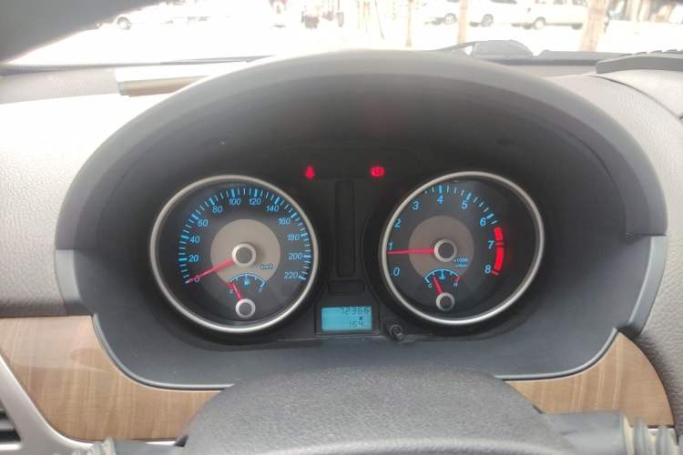 Used Buick Excelle 2015 1.5L Manual Classic Trim Instrument Cluster