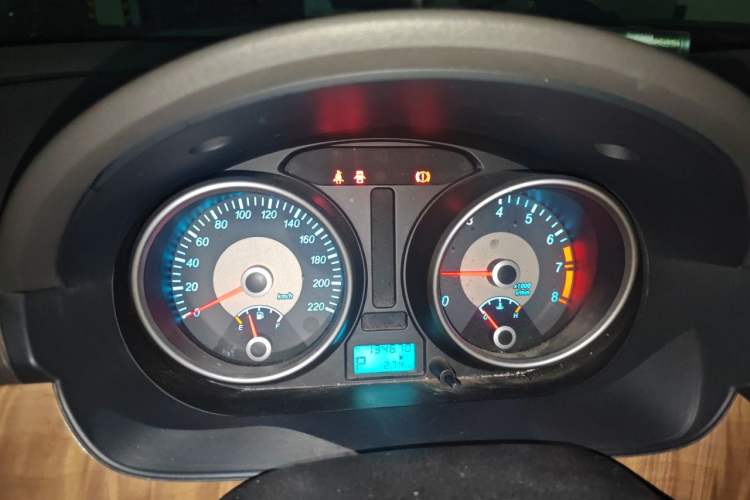 Used Buick Excelle 2015 1.5L Automatic Classic Model Instrument Cluster