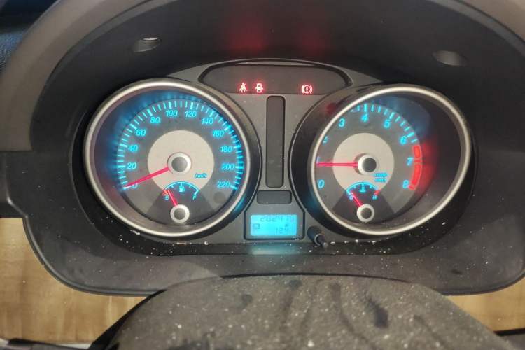 Used Buick Excelle 2015 1.5L Automatic Classic Model Instrument Cluster