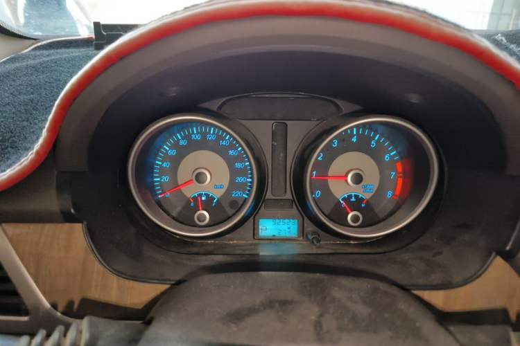 Used Buick Excelle 2015 1.5L Automatic Classic Model Instrument Cluster