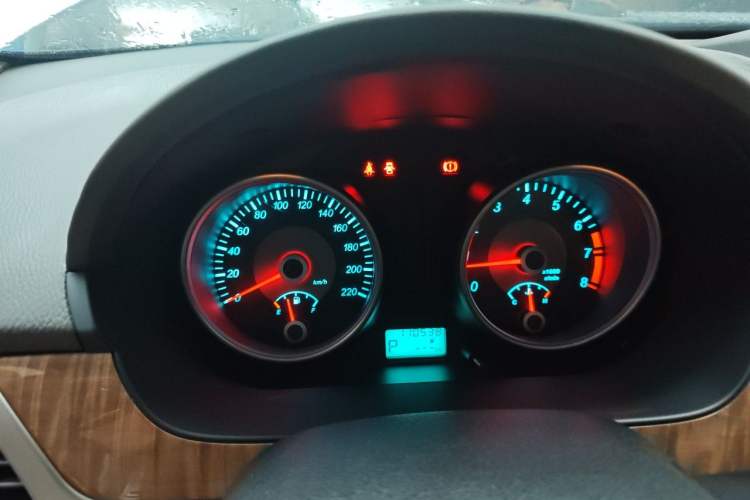 Used Buick Excelle 2015 1.5L Automatic Classic Model Instrument Cluster