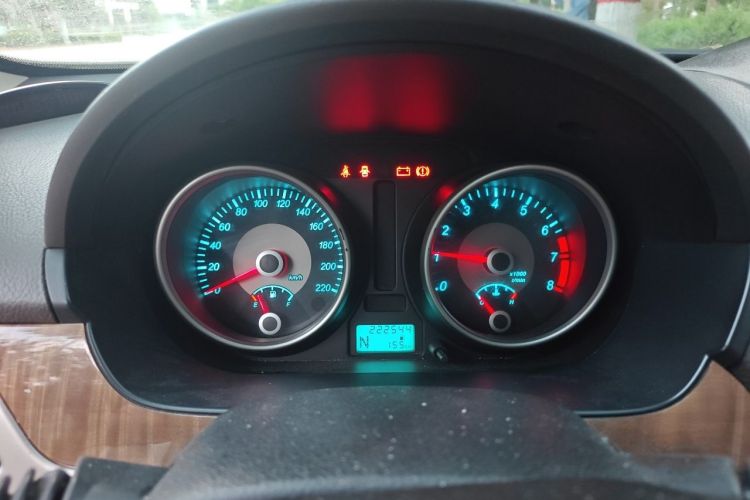 Used Buick Excelle 2015 1.5L Automatic Classic Model Instrument Cluster