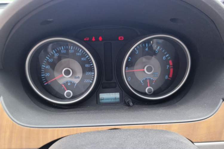 Used Buick Excelle 2015 1.5L Automatic Classic Model Instrument Cluster