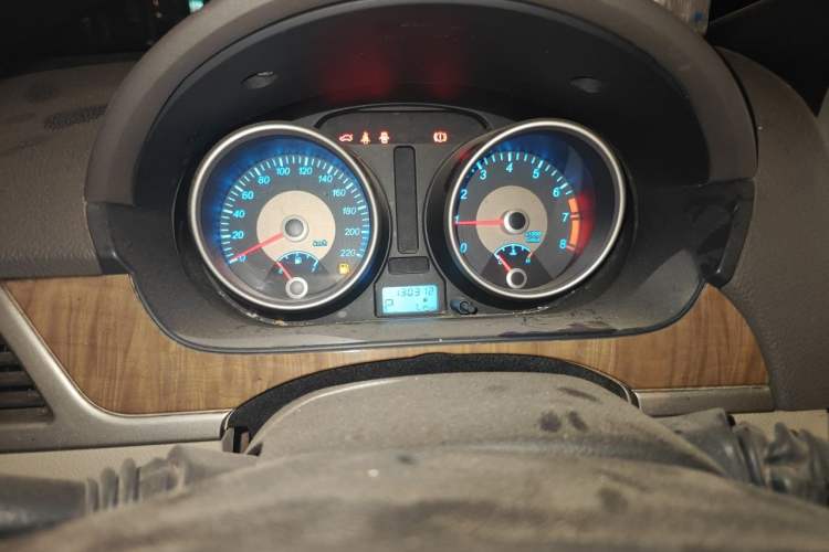 Used Buick Excelle 2015 1.5L Automatic Classic Model Instrument Cluster