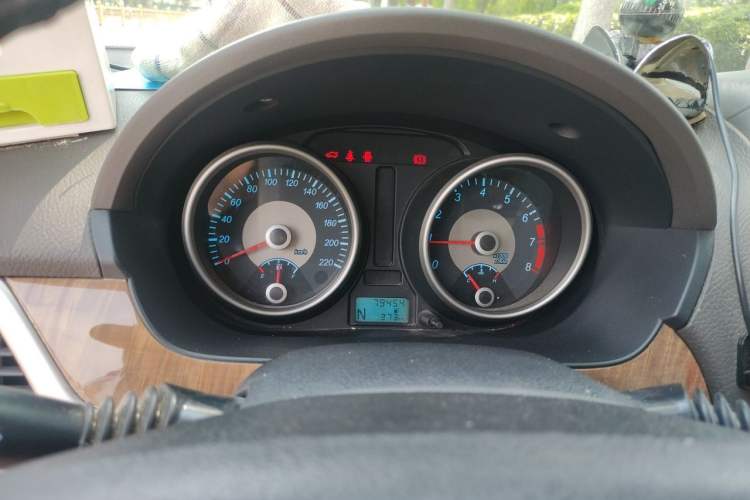 Used Buick Excelle 2015 1.5L Automatic Classic Model Instrument Cluster