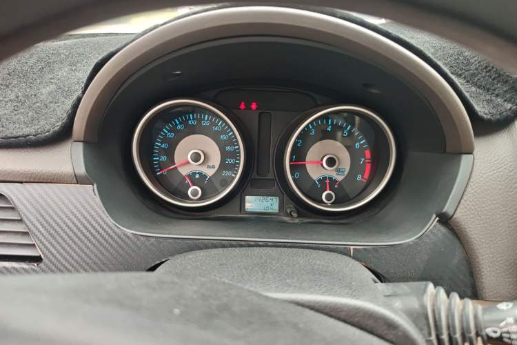 Used Buick Excelle 2015 1.5L Automatic Classic Model Instrument Cluster