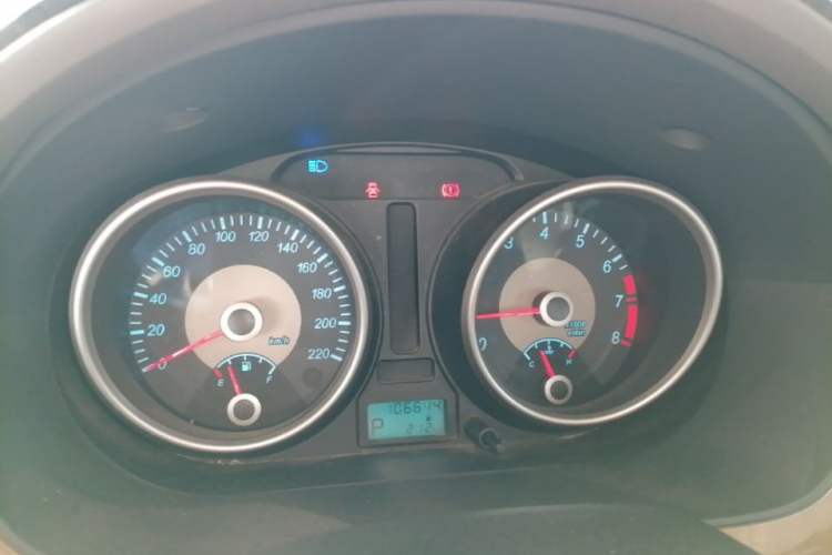 Used Buick Excelle 2015 1.5L Automatic Classic Model Instrument Cluster
