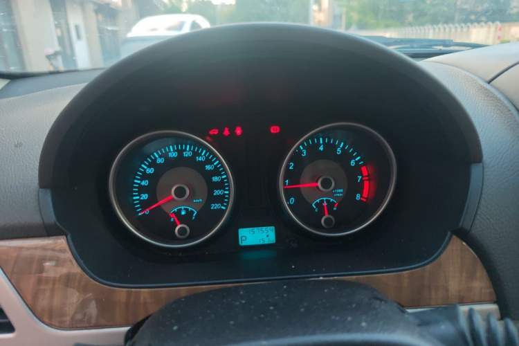 Used Buick Excelle 2015 1.5L Automatic Classic Model Instrument Cluster