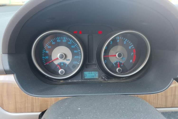 Used Buick Excelle 2015 1.5L Automatic Classic Model Instrument Cluster