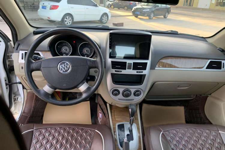 Used Buick Excelle 2015 1.5L Automatic Classic Model Interior 1