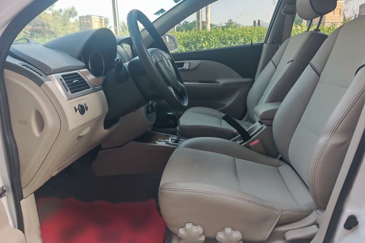 Used Buick Excelle 2015 1.5L Automatic Classic Model Interior 1