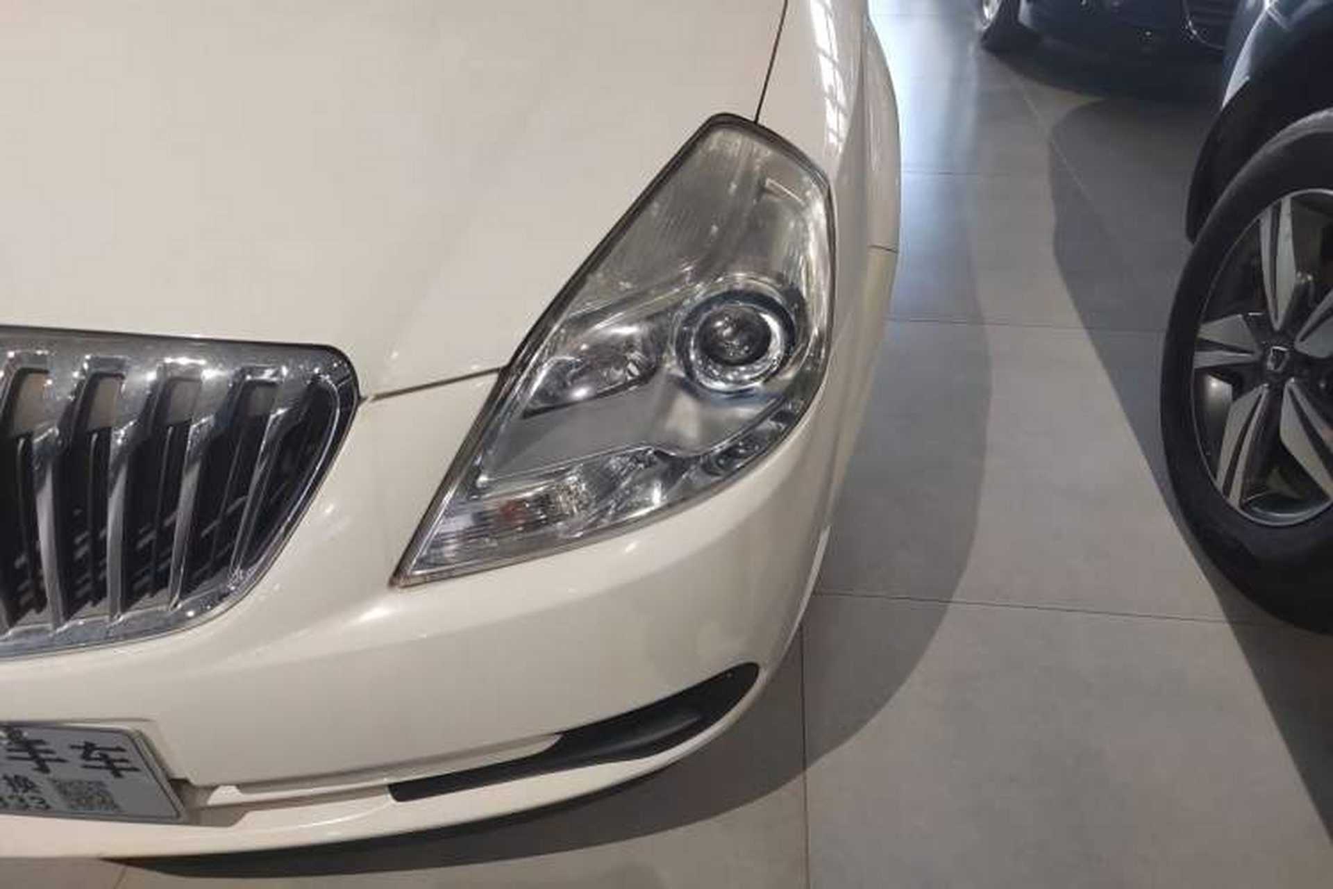 Used Buick Excelle 2015 1.5L Automatic Classic Model Left Front Headlight